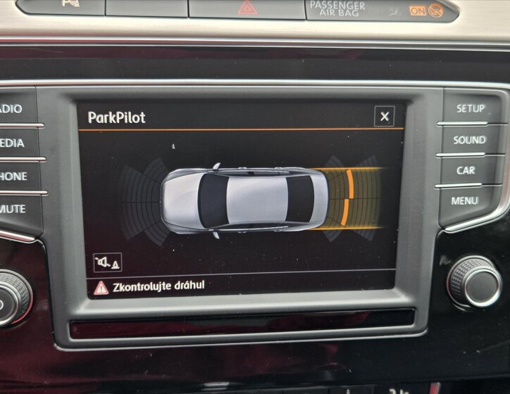 Volkswagen Passat Sedan / Limuzína 2,0 l 110 kw