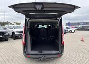 Ford Tourneo Custom 10