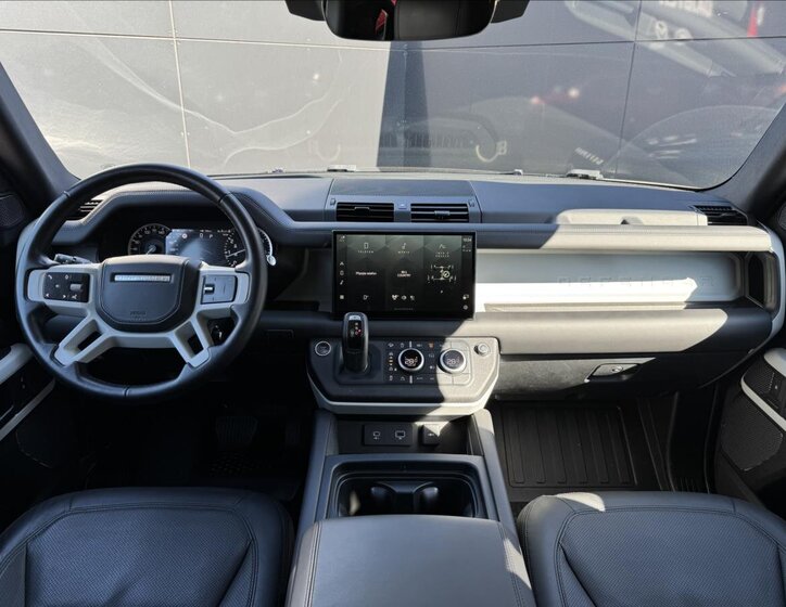 Land Rover Defender SUV / Terénní 3,0 l 294 kw