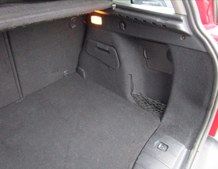 Peugeot 207 Kombi 1,4 l 54 kw