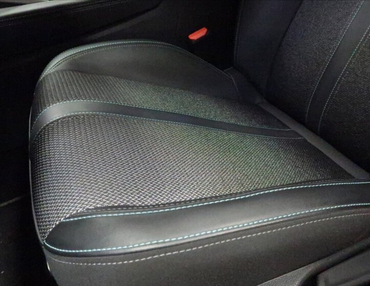 Peugeot 308 Kombi 1,2 l 96 kw