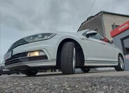 Volkswagen Passat 50