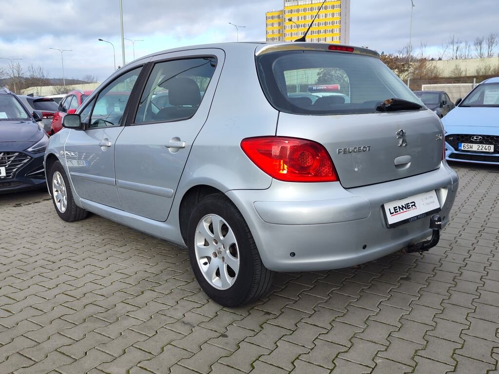 Peugeot 307
