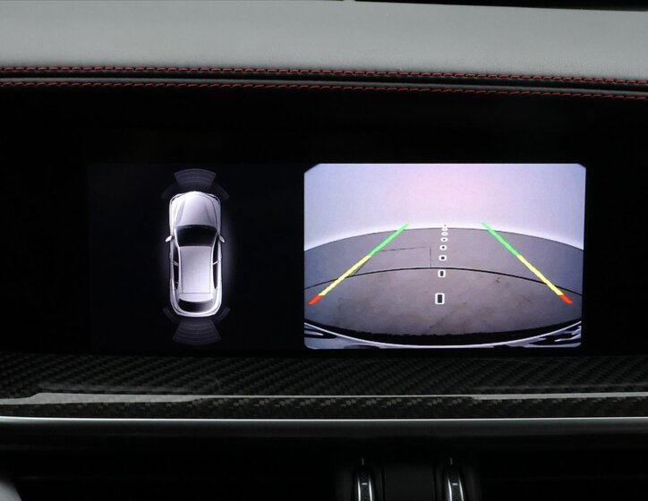 Alfa Romeo Stelvio SUV / Terénní 2,9 l 375 kw