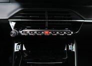 Peugeot 2008 SUV / Terénní 1,2 l 74 kw