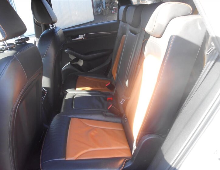 Audi Q5 SUV / Terénní 2,0 l 125 kw