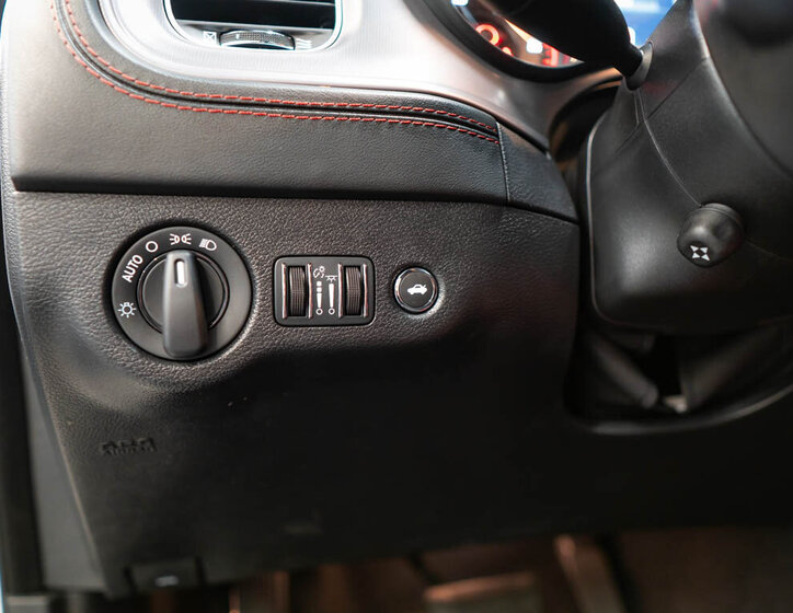 Dodge Charger Sedan 6,4 l 362 kw