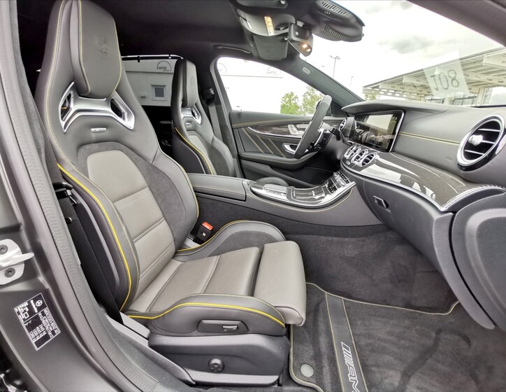 Mercedes-Benz Třídy E 7