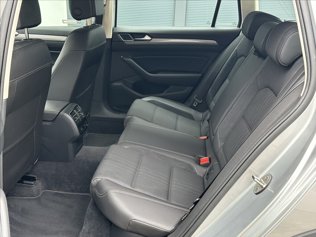 Volkswagen Passat Kombi 2,0 l 140 kw