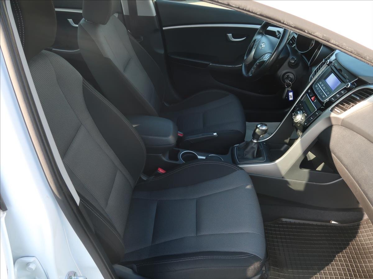 Hyundai i30 Kombi 1,6 l 88 kw