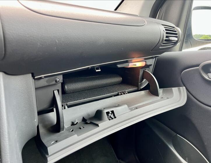 Mercedes-Benz Vaneo 32