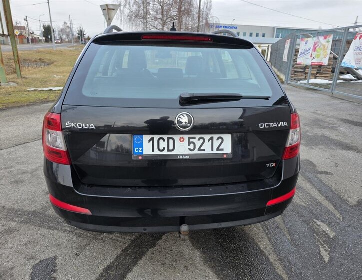 Škoda Octavia Kombi 2,0 l 110 kw