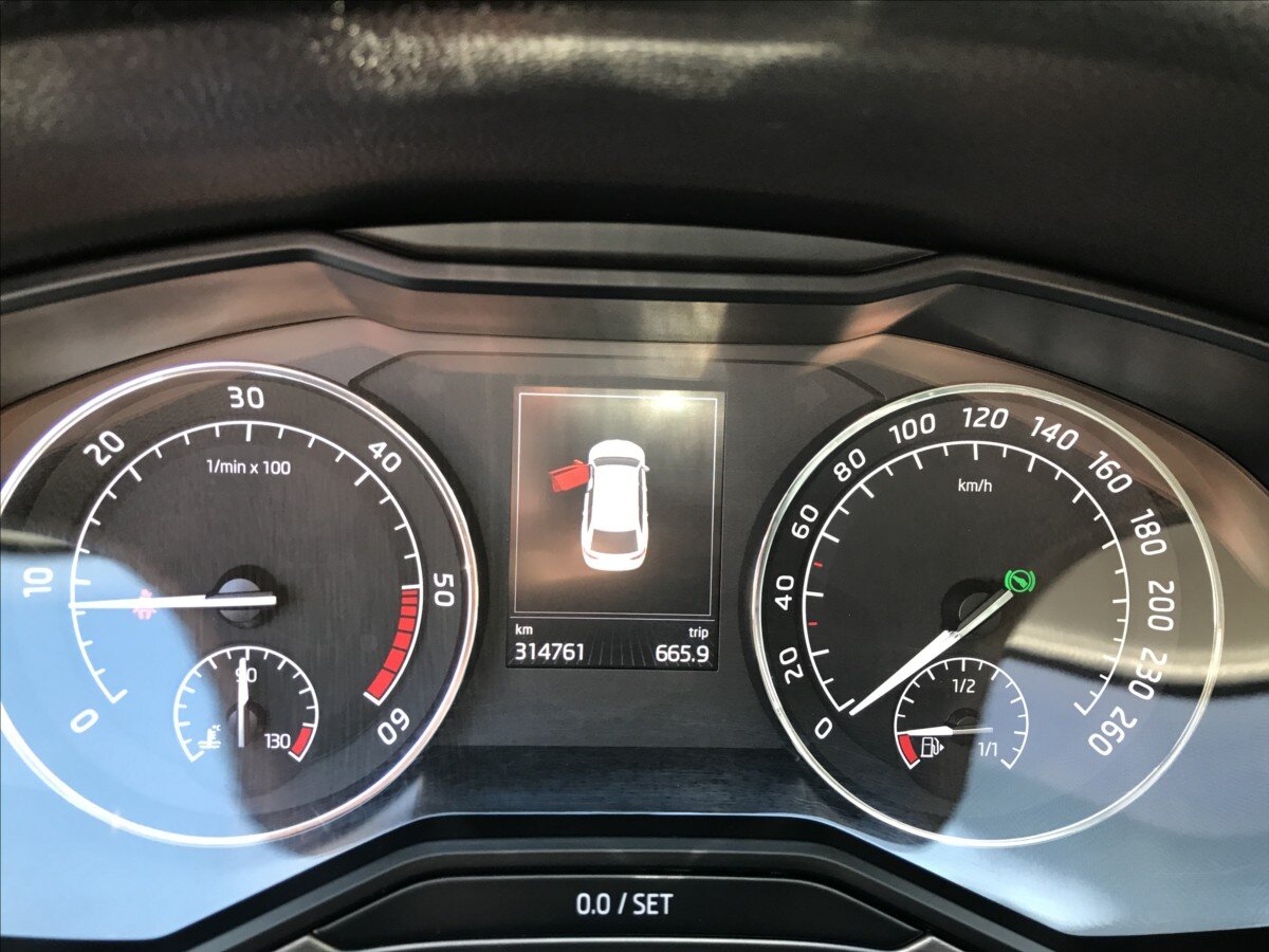 Škoda Superb Kombi 2,0 l 140 kw