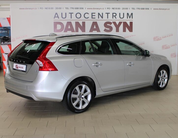 Volvo V60 Kombi 2,0 l 110 kw