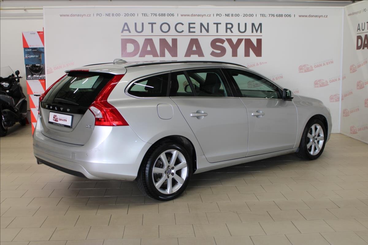 Volvo V60 Kombi 2,0 l 110 kw