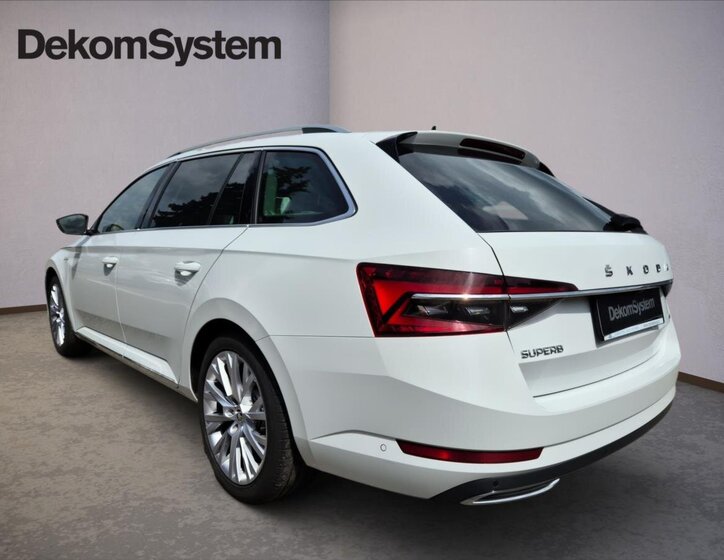 Škoda Superb Kombi 2,0 l 140 kw