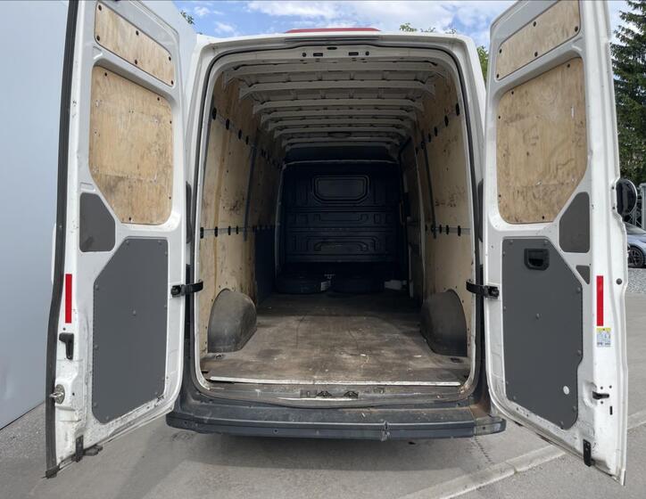 Volkswagen Crafter 19