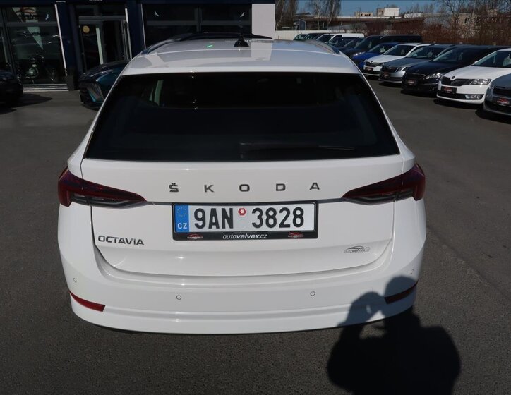 Škoda Octavia Kombi 2,0 l 85 kw