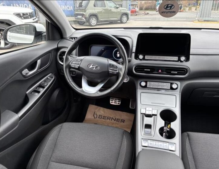 Hyundai Kona SUV / Terénní 0,0 150 kw