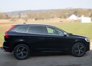 Volvo XC60 SUV / Terénní 2,0 l 140 kw