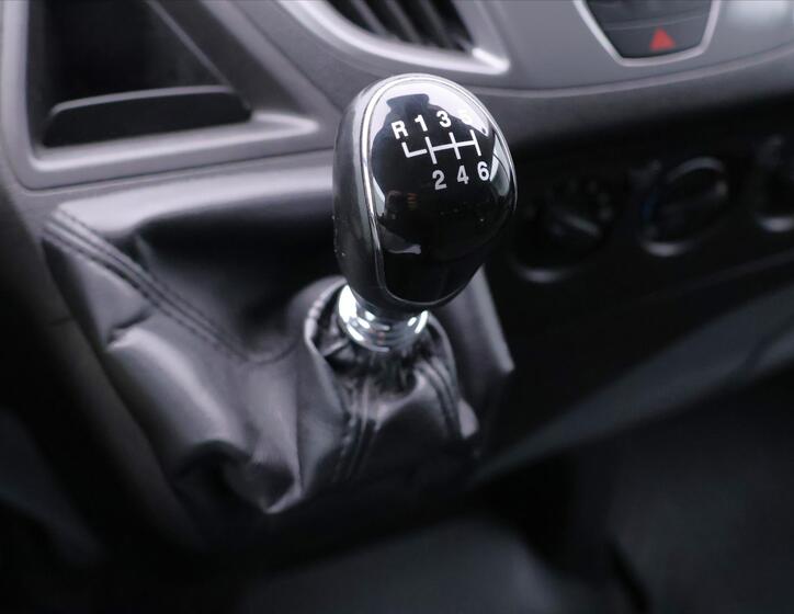 Ford Transit Custom 29