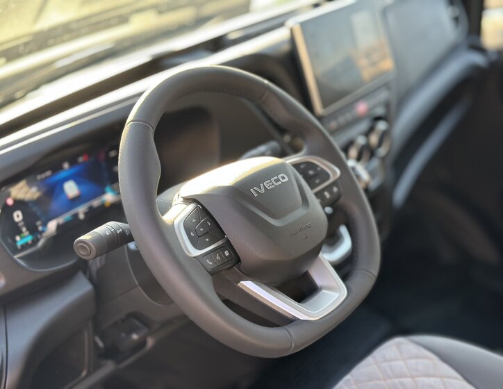 Iveco Daily VAN / Minibus 3,0 l 156 kw