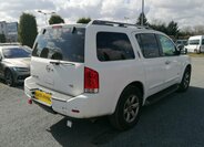 Nissan Armada SUV / Terénní 5,6 l 233 kw