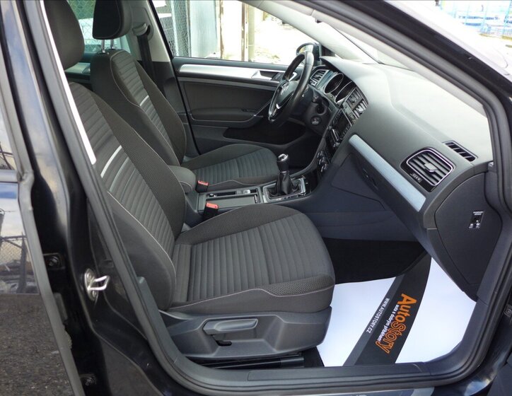 Volkswagen Golf Hatchback 1,2 l 81 kw