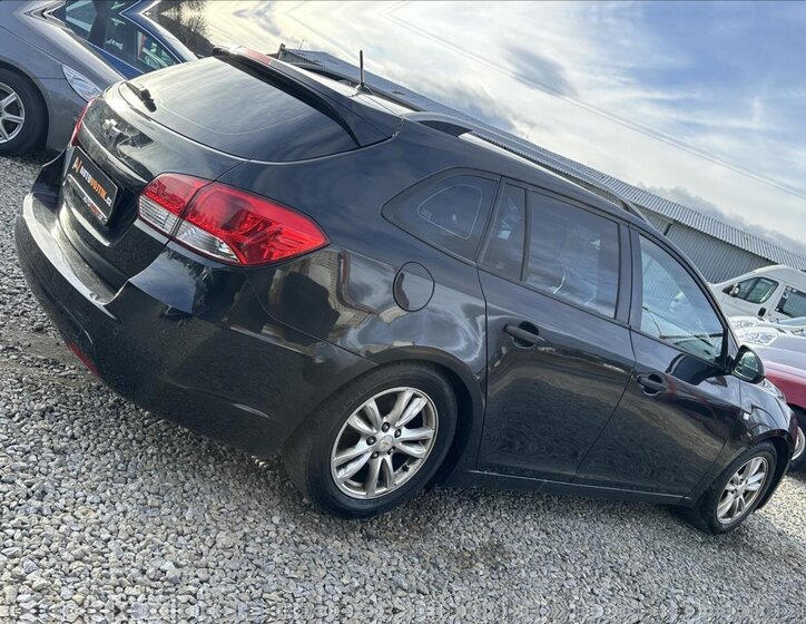 Chevrolet Cruze Kombi 1,7 l 96 kw