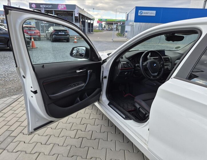 BMW Řada 1 Hatchback 2,0 l 135 kw
