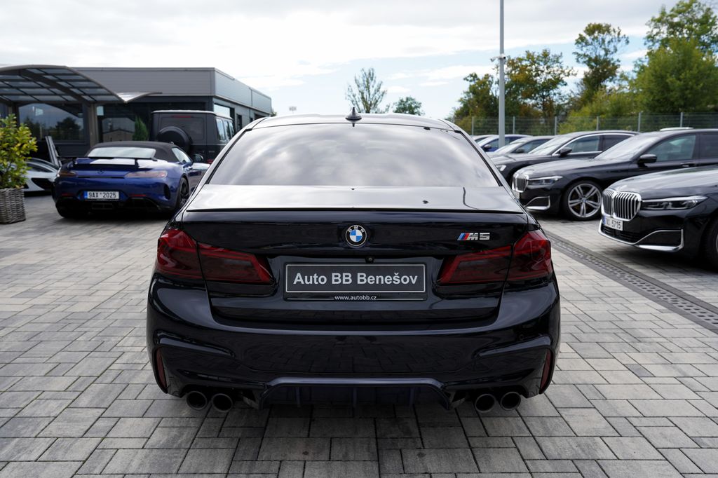 BMW M5