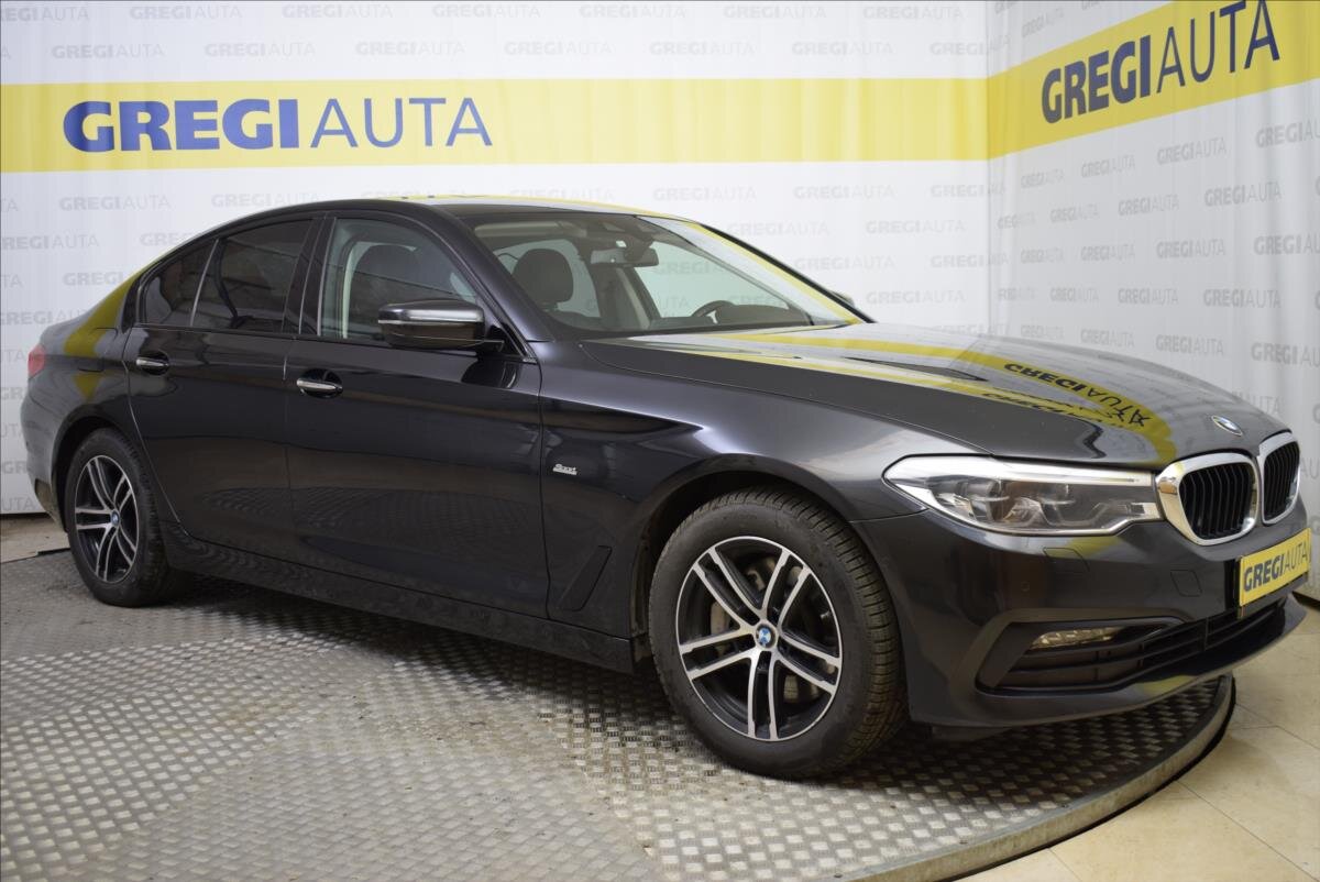 BMW Řada 5 Sedan / Limuzína 3,0 l 195 kw