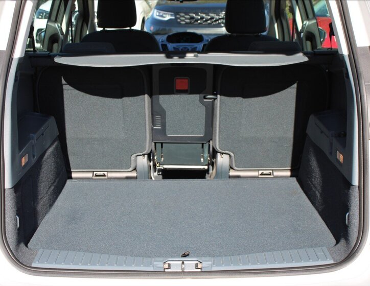 Ford Grand C-MAX MPV 998,0 92 kw