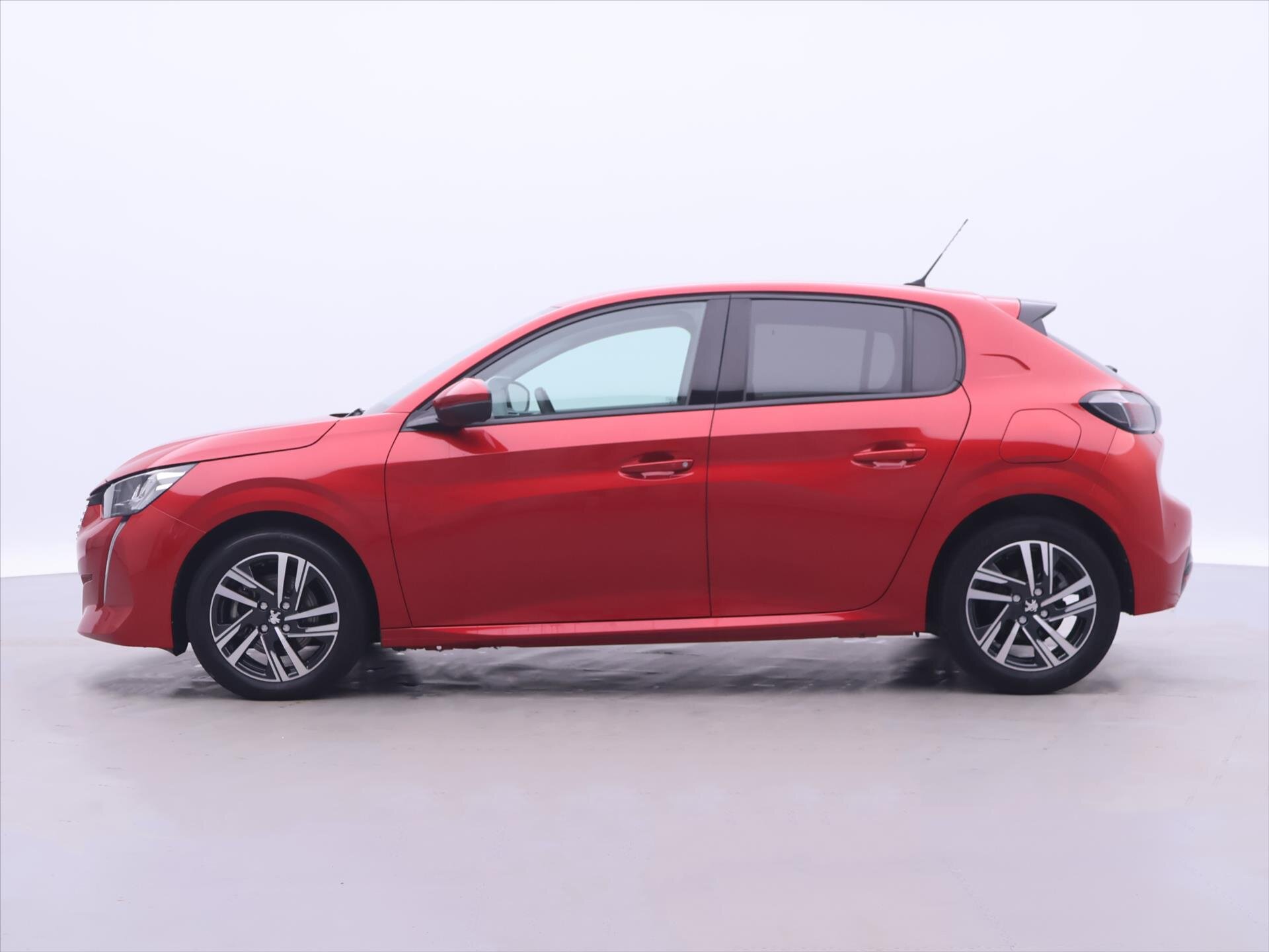 Peugeot 208 Hatchback 1,2 l 74 kw