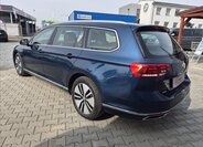 Volkswagen Passat Kombi 1,4 l 160 kw
