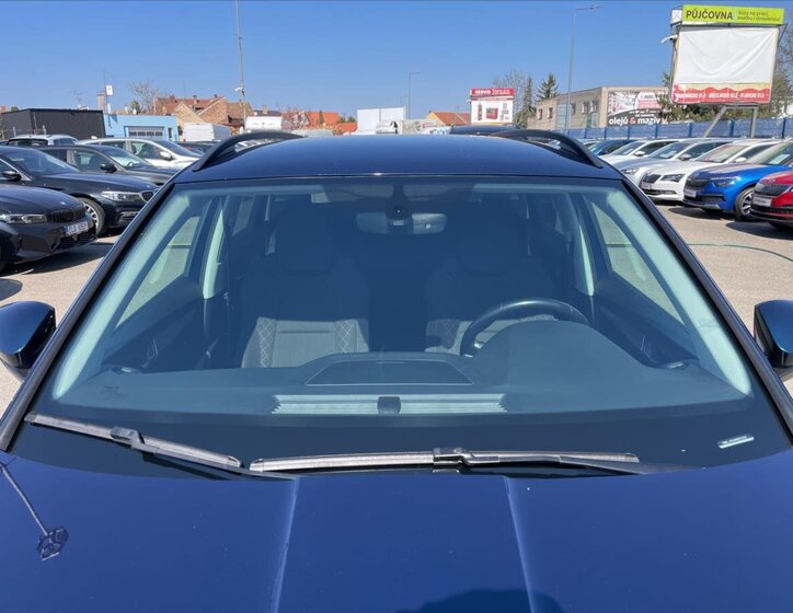 Škoda Karoq SUV / Terénní 2,0 l 110 kw