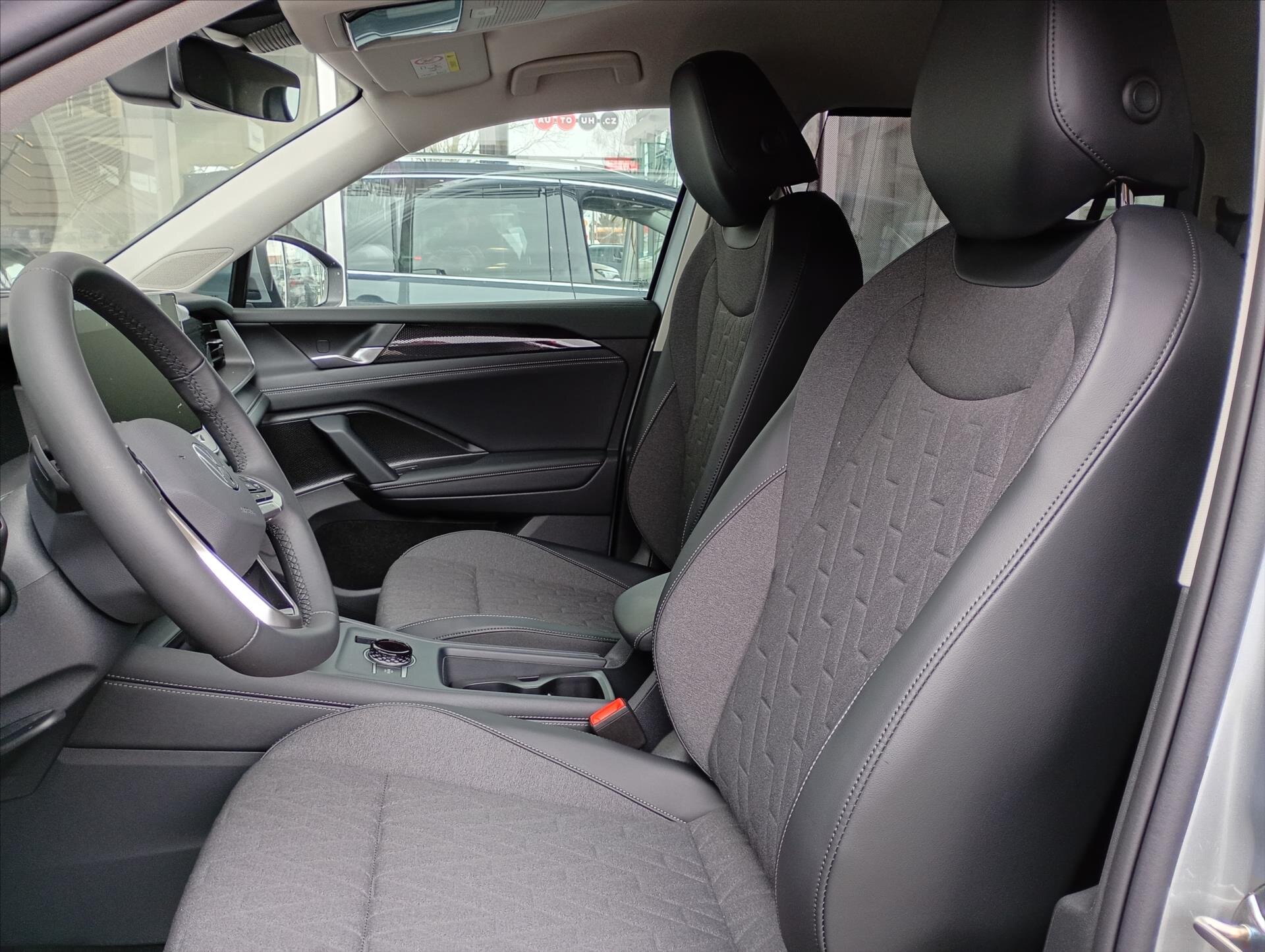 Volkswagen Tayron SUV / Terénní 2,0 l 110 kw