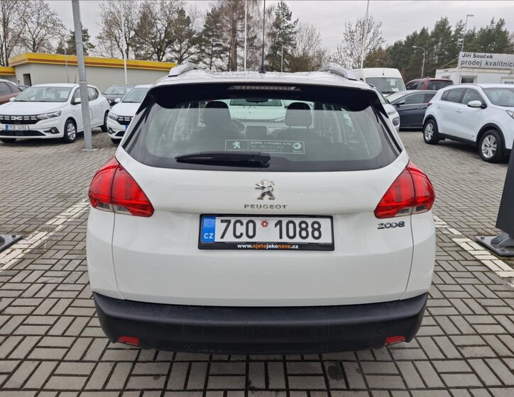 Peugeot 2008 SUV / Terénní 1,2 l 60 kw