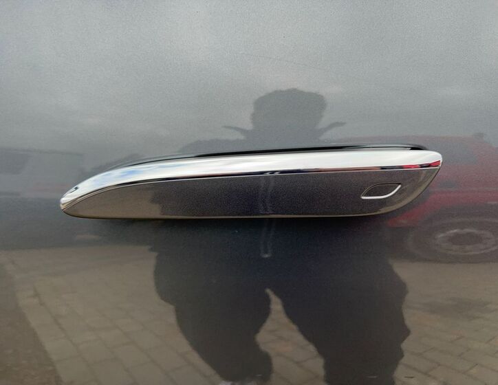 Mercedes-Benz EQE 25