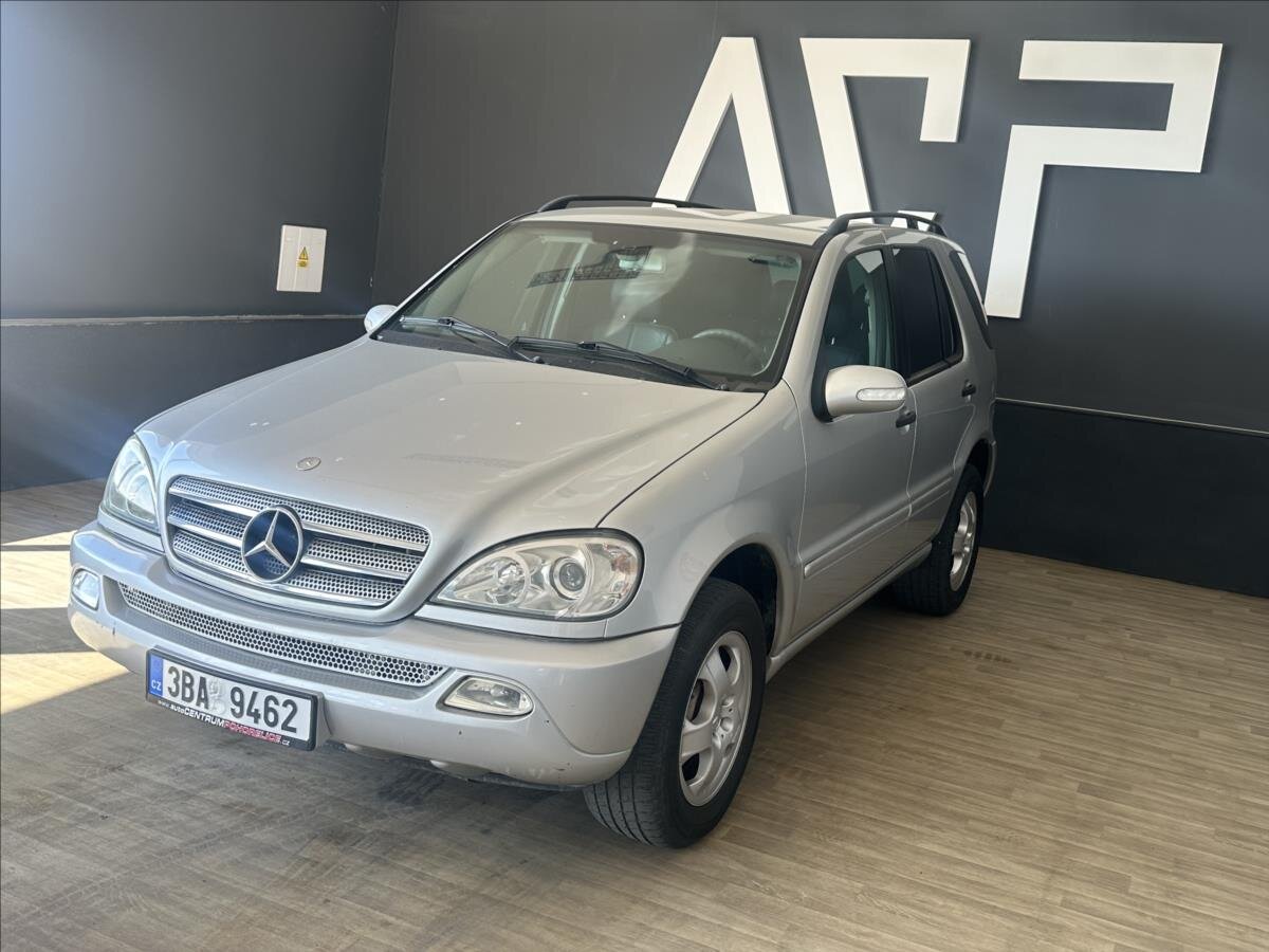 Mercedes-Benz Třídy M SUV 2,7 l 120 kw