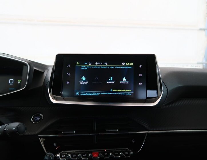 Peugeot 2008 SUV 0,0 100 kw