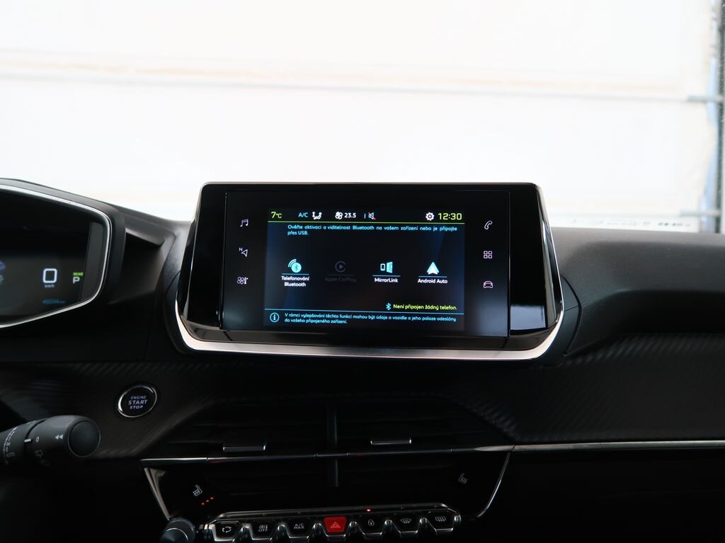 Peugeot 2008 SUV 0,0 100 kw