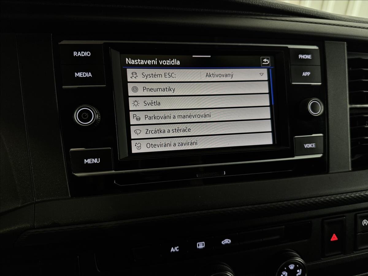 Volkswagen Transporter Kombi 2,0 l 81 kw