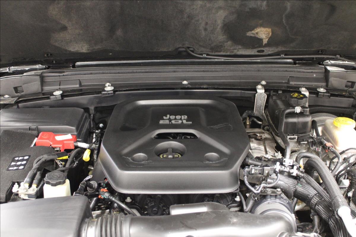 Jeep Wrangler Ostatní 2,0 l 200 kw