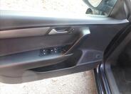 Volkswagen Passat 10