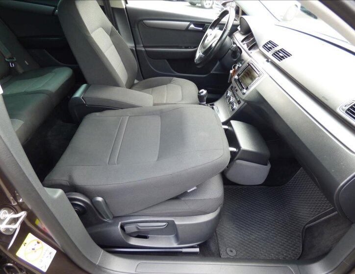 Volkswagen Passat Kombi 2,0 l 130 kw