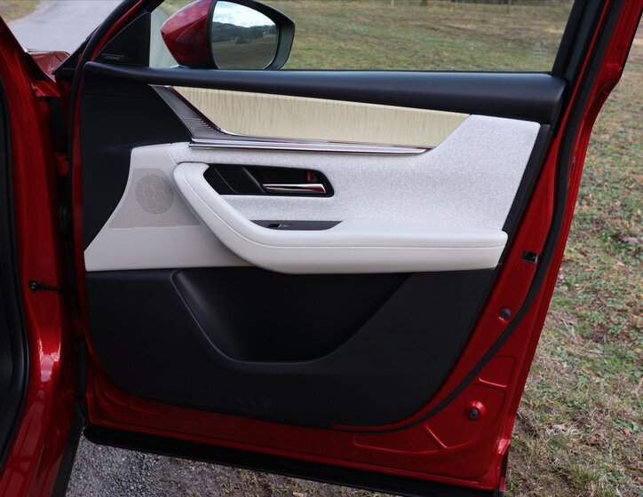 Mazda CX-60 SUV / Terénní 3,3 l 187 kw