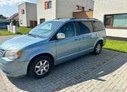 Chrysler Town & Country 13