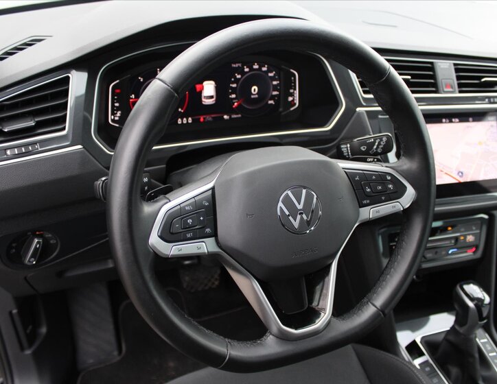 Volkswagen Tiguan SUV 2,0 l 110 kw