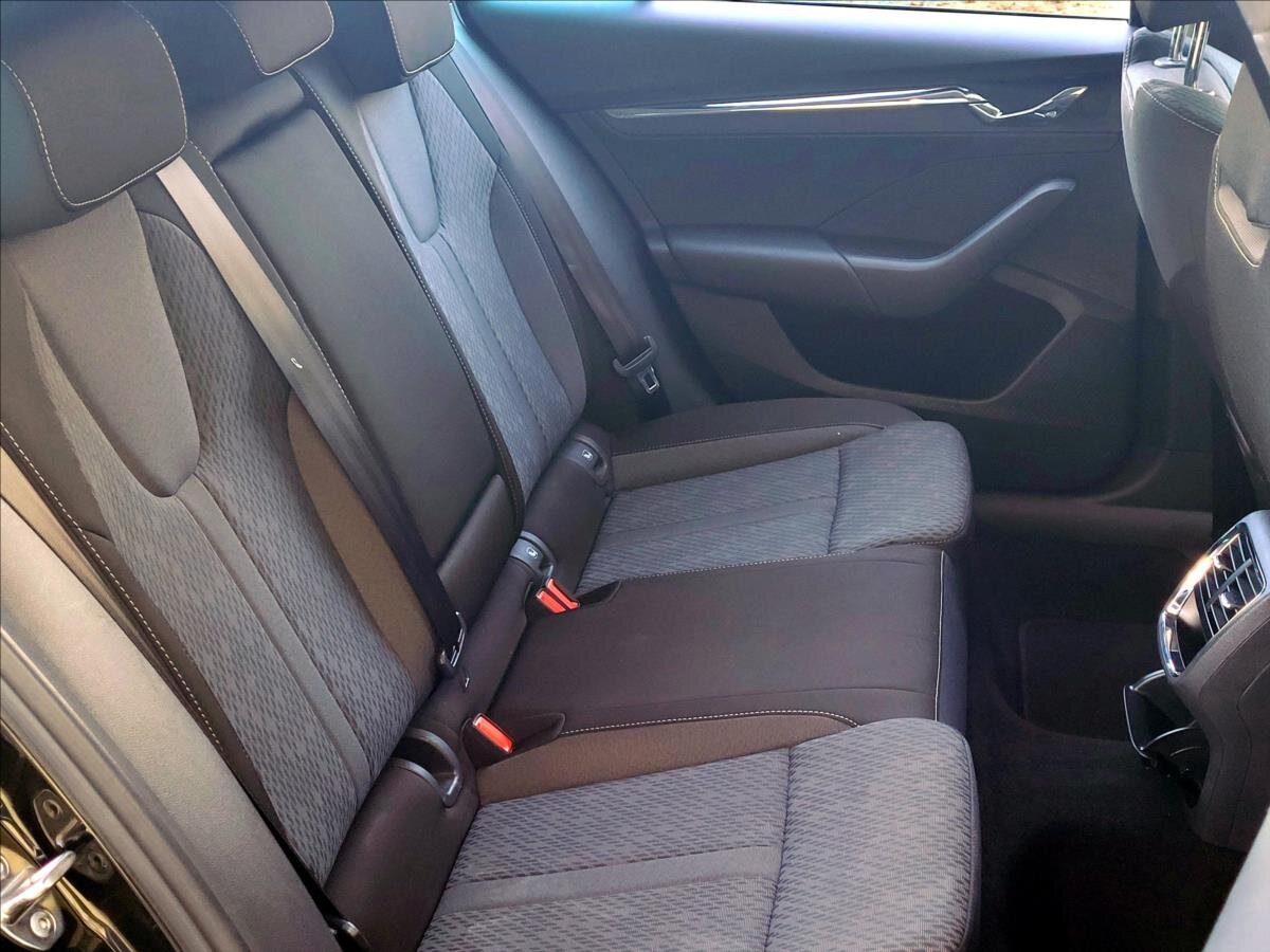 Škoda Octavia Kombi 1,5 l 110 kw